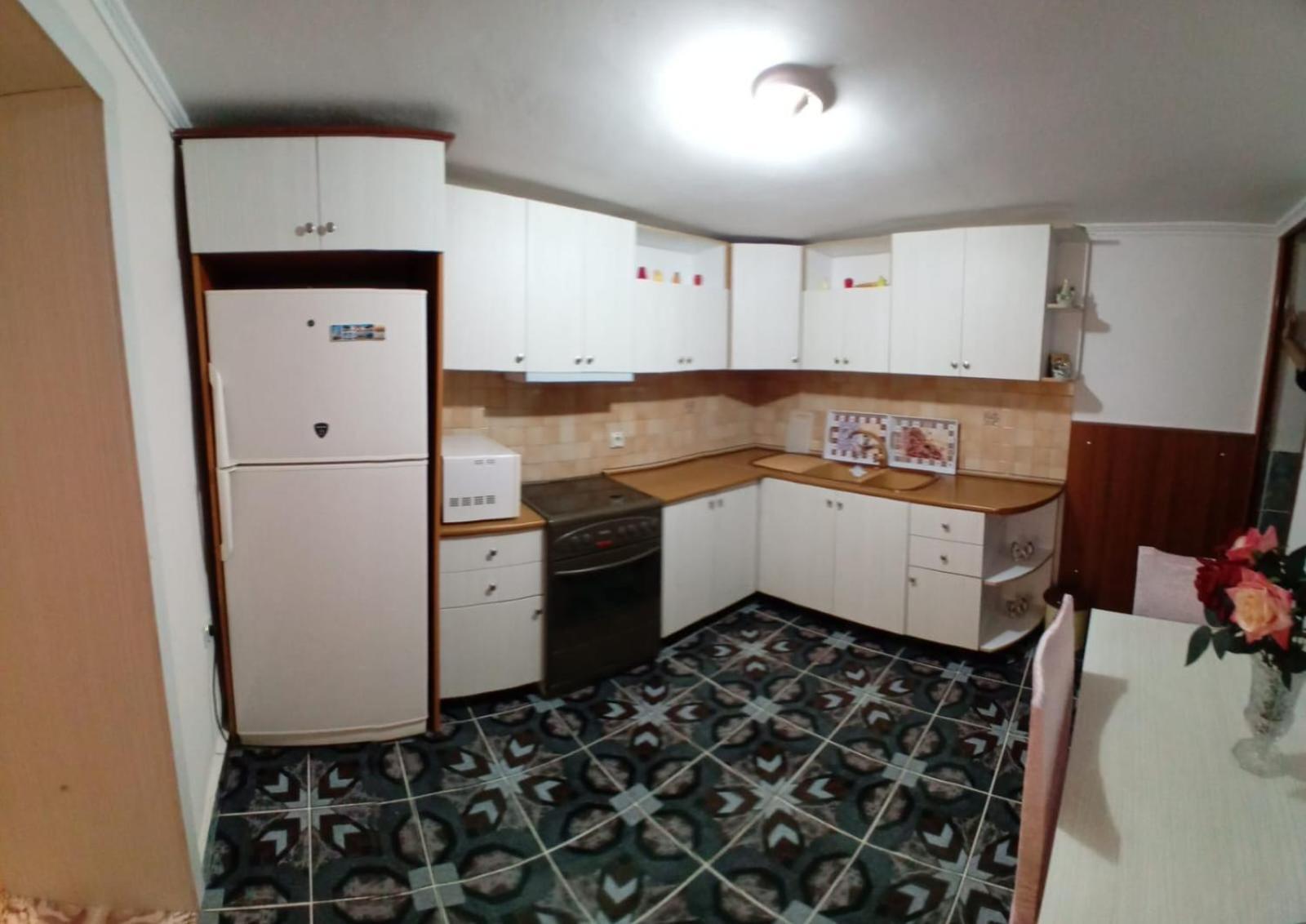Gogo'S Sea Side Apartment ساراندا المظهر الخارجي الصورة